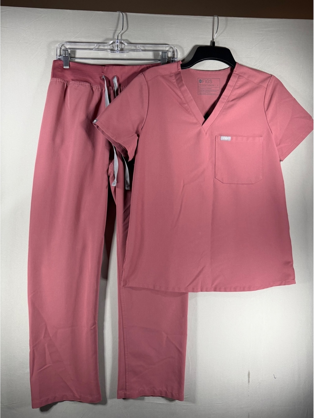 FIGS Technical Collection Catarina Scrub Set in Burgundy, Size Small